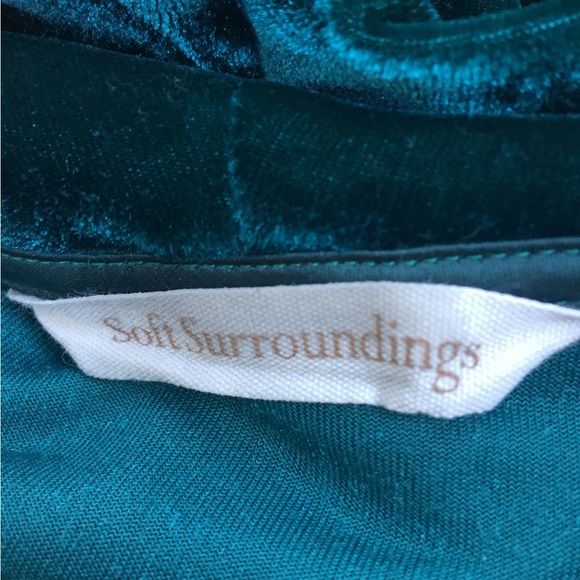 Soft Surroundings silky velvet cowl neck teal emerald green cowl neck, HP26x3 - Picture 5 of 9